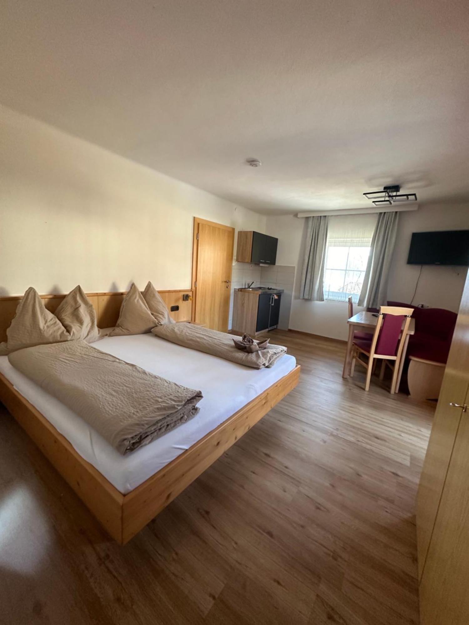 Fruehstueckspension Alpenrose Bed & Breakfast Изельсберг Экстерьер фото