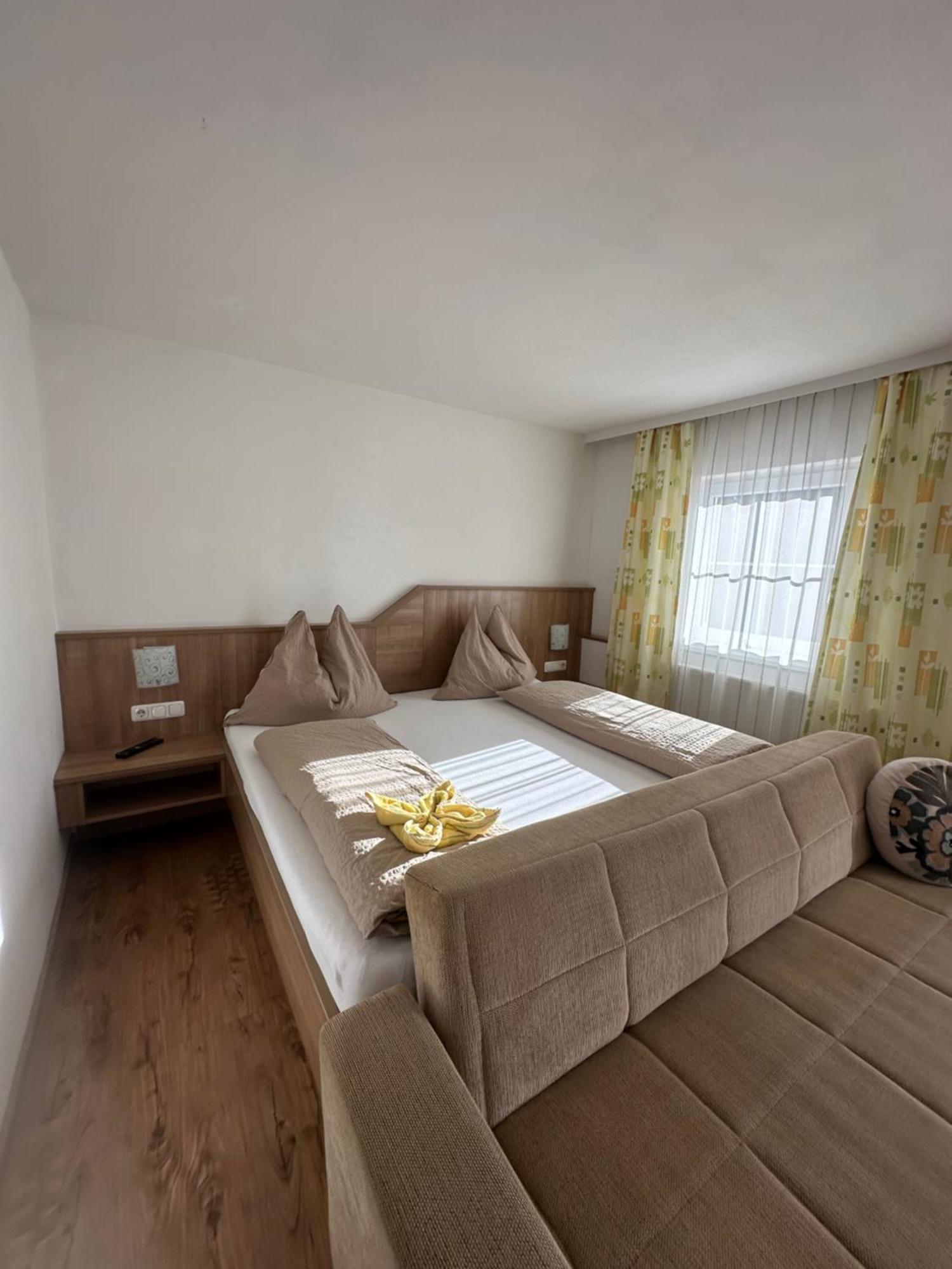 Fruehstueckspension Alpenrose Bed & Breakfast Изельсберг Экстерьер фото