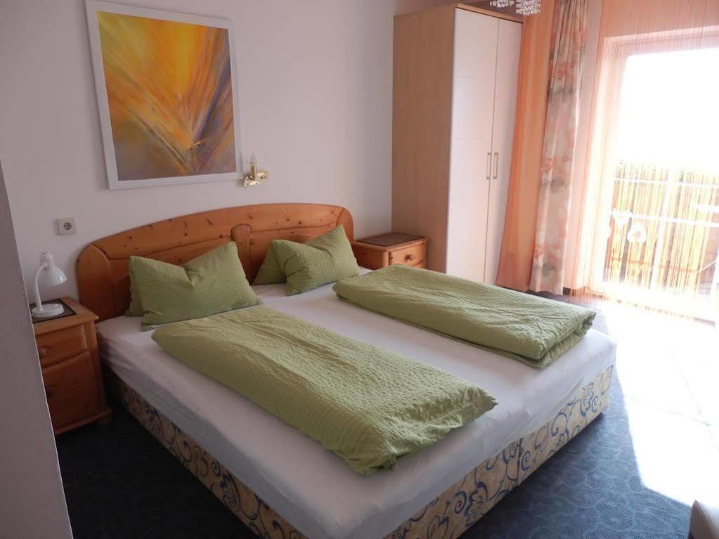 Fruehstueckspension Alpenrose Bed & Breakfast Изельсберг Экстерьер фото