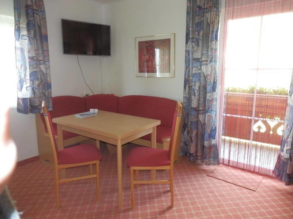 Fruehstueckspension Alpenrose Bed & Breakfast Изельсберг Экстерьер фото